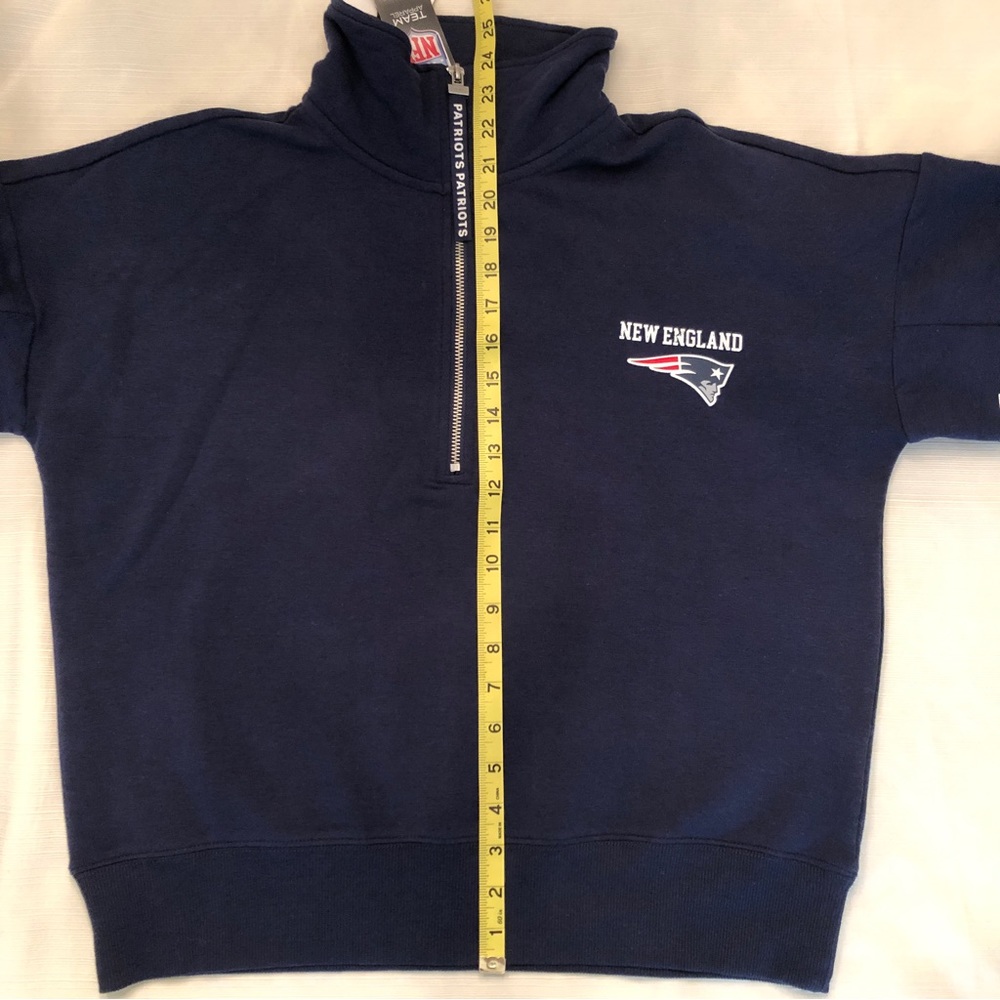 Navy NFL Team Apparel New England Patriots Half-Zip Pullover Sweatshirt, M/M - Picture 4 of 12
